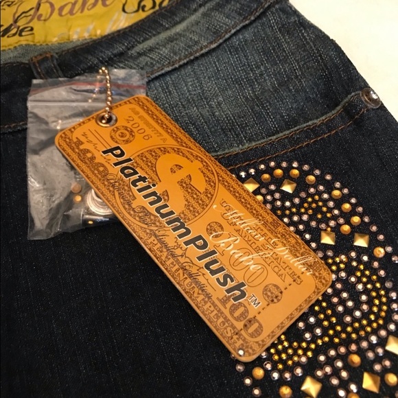 Unique Million Dollar Babe Rhinestone & Metal Stud Embellished Blue Jeans Money - Picture 9 of 16